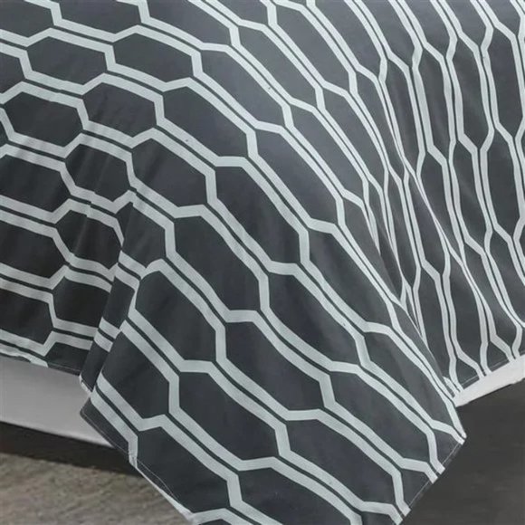 Millano Wilton 4-Piece Sheet Set - Picture 3 of 6